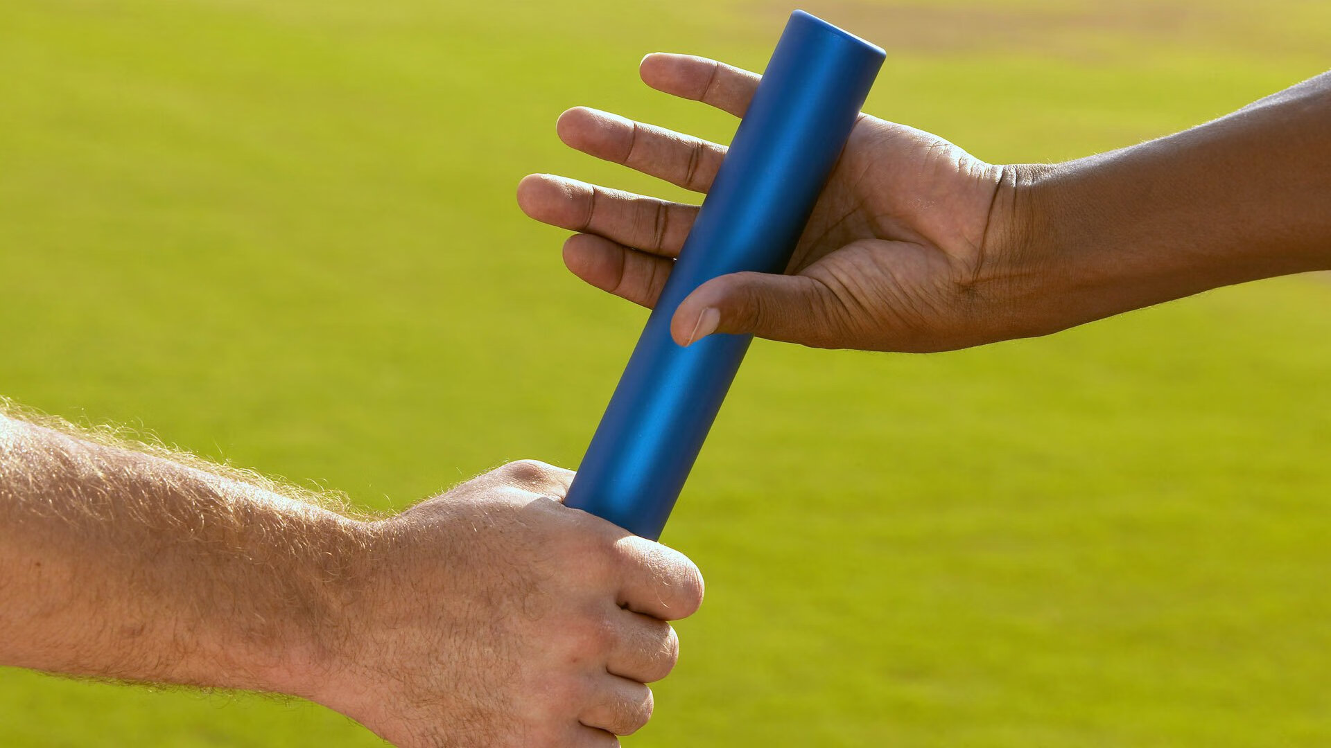 爱游戏体育电竞娱乐-电竞职业选手训练强度控制及运动康复结合方法，电竞选手一般训练多长时间